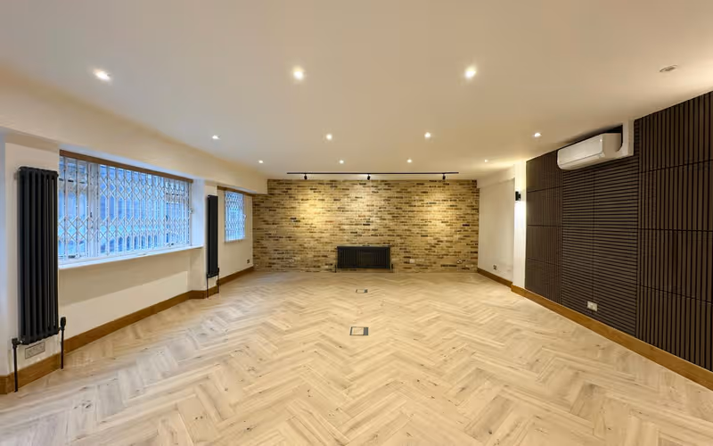 6 Grafton Mews, Fitzrovia image 1