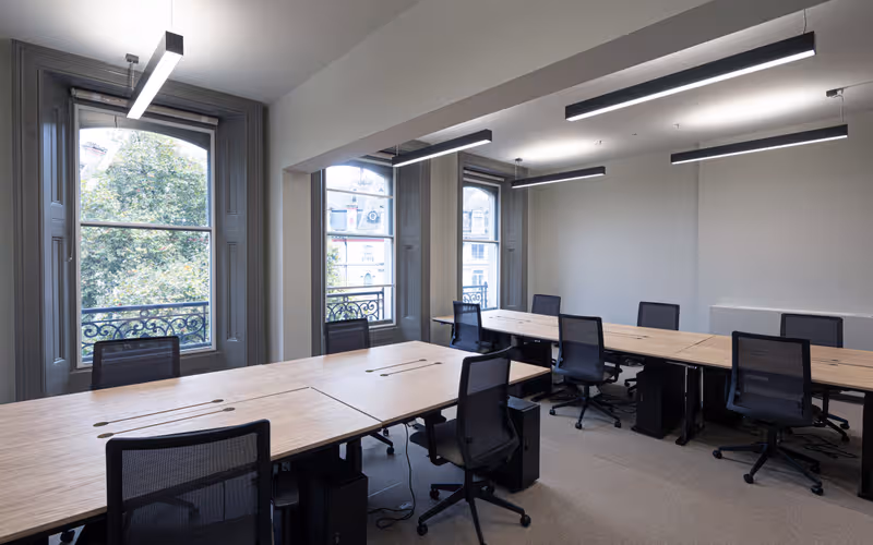 22 Grosvenor Gardens, London image 1