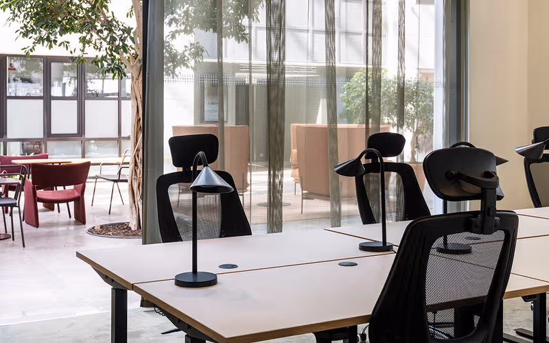 1 Frosundaviks Alle, Solna, 5 DESKS 1 Frosundaviks Alle, Solna image 1