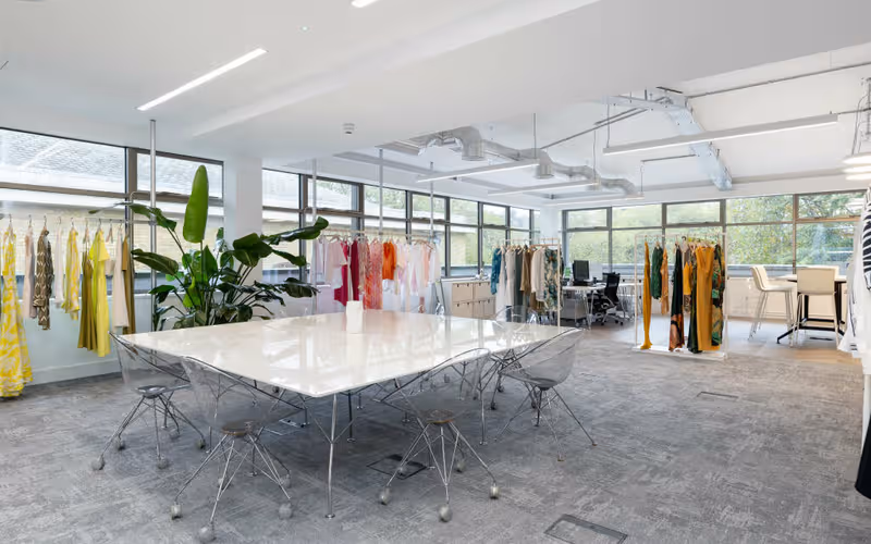1-5 Duke Of York Square, London, 42 DESKS 1-5 Duke Of York Square, London image 1