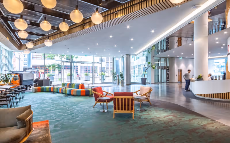 30 Crown Place, London image 1