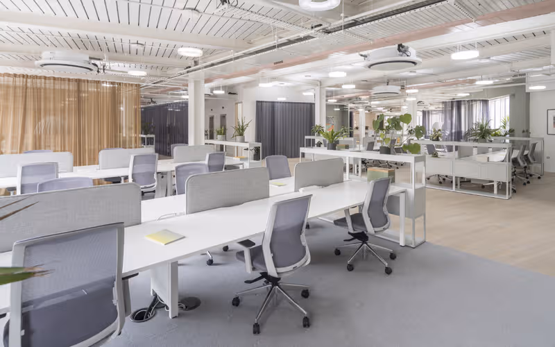 27 Goswell Road, Barbican, 122 DESKS 27 Goswell Road, Barbican image 1