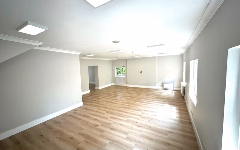 16 Curzon Street, London, 12 DESKS 16 Curzon Street, London image 1