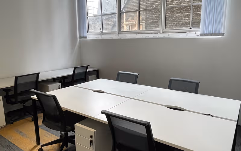 71 Lewisham High Street, Lewisham, 8 DESKS 71 Lewisham High Street, Lewisham image 1