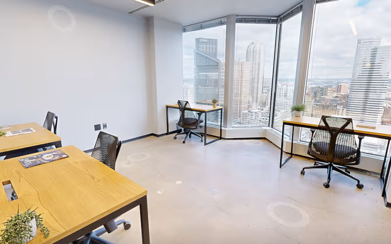 1 Ppg Place, Pittsburgh, 16 DESKS 1 Ppg Place, Pittsburgh image 1