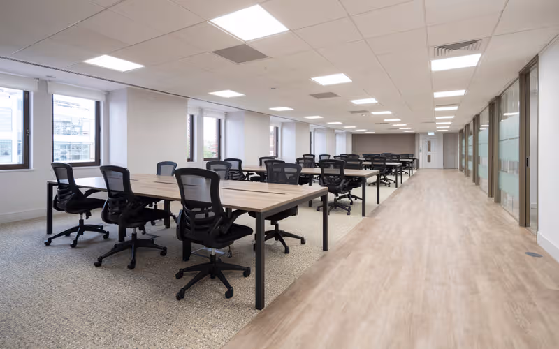 26 The Quadrant, Richmond, 32 DESKS 26 The Quadrant, Richmond image 1