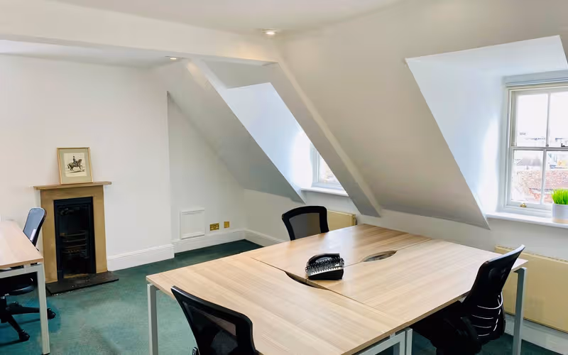 12 Castle Hill, Windsor And Maidenhead, 12 DESKS 12 Castle Hill, Windsor And Maidenhead image 1