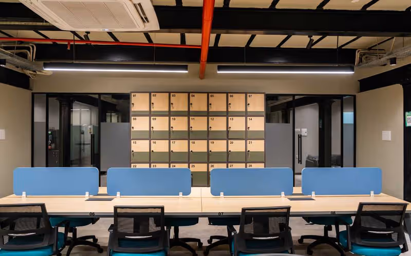 19 Rn Mukherjee Road Hanuman Estates Main Building, Kolkata image 1