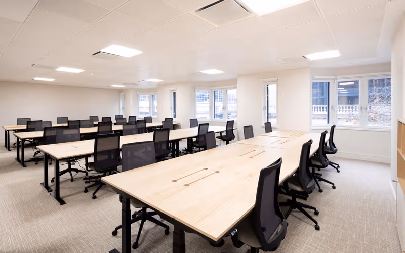 110 Buckingham Palace Road, Greater London image 1