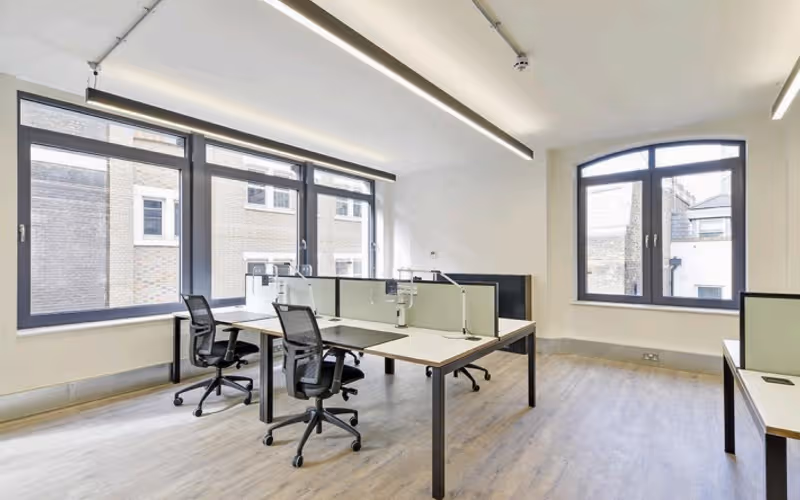 1-2 New Street, London, 10 DESKS 1-2 New Street, London image 1
