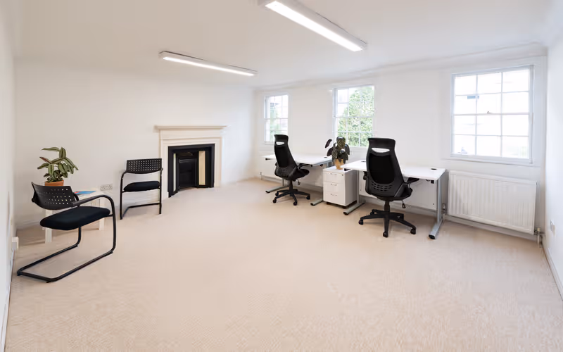 3 Chapel Row, Bath, 4 DESKS 3 Chapel Row, Bath image 1