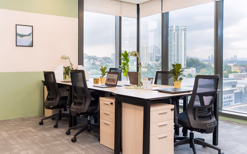 Lot 215 Jalan Bangsar Kl Eco City, Kuala Lumpur, 100 DESKS Lot 215 Jalan Bangsar Kl Eco City, Kuala Lumpur image 1