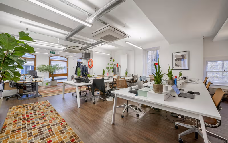 35 Little Russell Street, London, 16 DESKS 35 Little Russell Street, London image 1