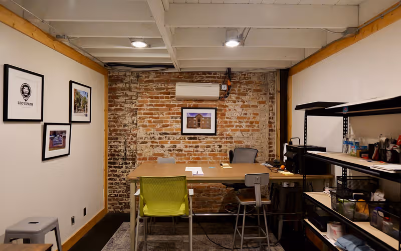 111 West Lewis Street, Greensboro image 1