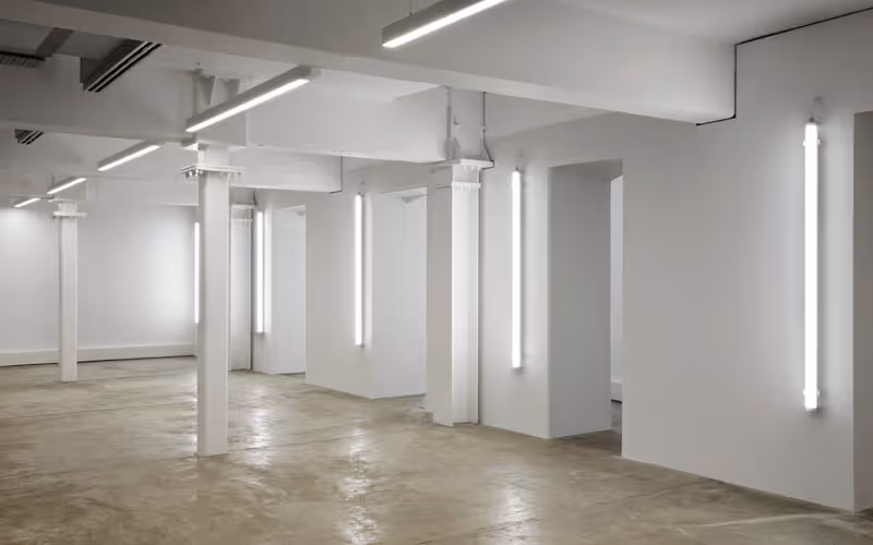 46 Essex Rd, London, 60 DESKS 46 Essex Rd, London image 1