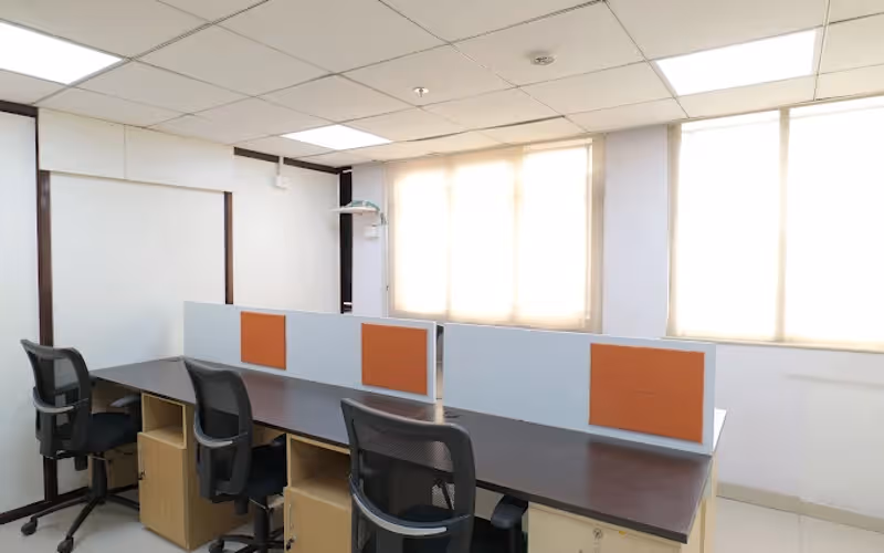Bistupur Main Rd South Park, Bistupur Jamshedpur, 20 DESKS Bistupur Main Rd South Park, Bistupur Jamshedpur image 1