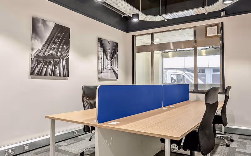 123 Minories, London, 18 DESKS 123 Minories, London image 1