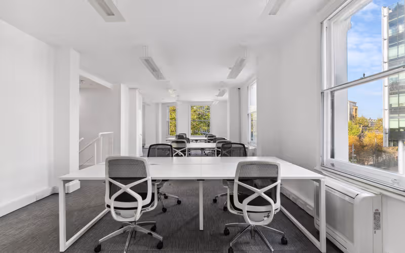 7 Lyric Square, London, 26 DESKS 7 Lyric Square, London image 1