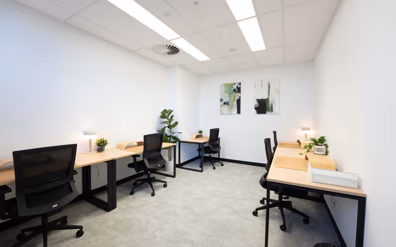 13-15 Cochranes Road, Moorabbin, 5 DESKS 13-15 Cochranes Road, Moorabbin image 1