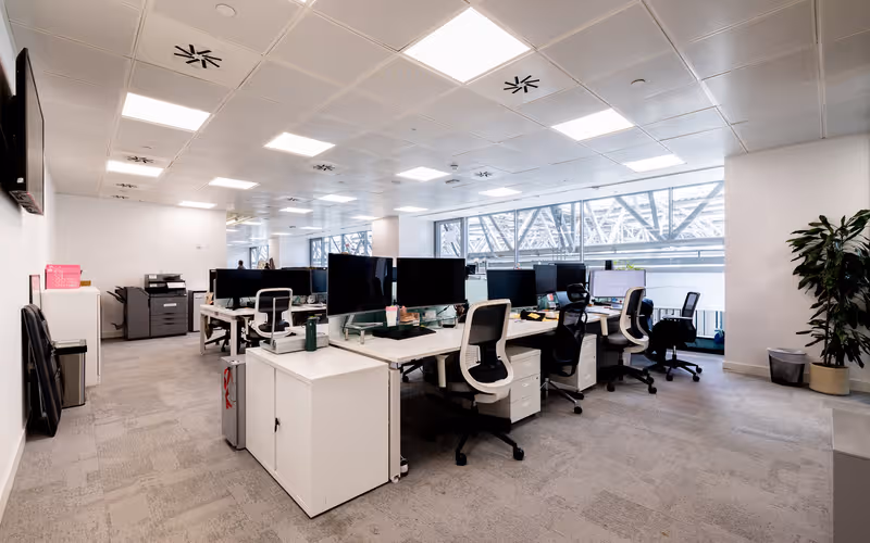 111 Buckingham Palace Road, London, 34 DESKS 111 Buckingham Palace Road, London image 1