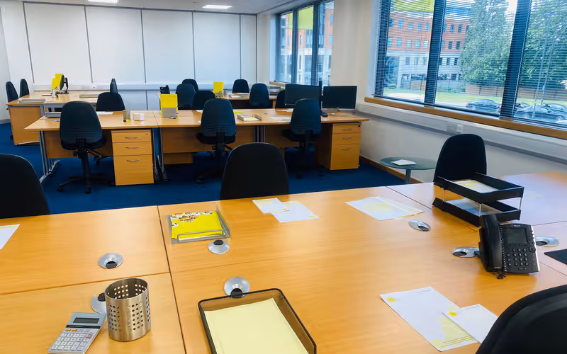 42-44 High Street, Slough, 30 DESKS 42-44 High Street, Slough image 1