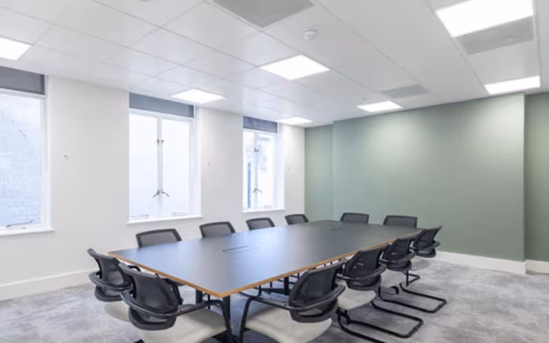 10-11 Austin Friars, London, 24 DESKS 10-11 Austin Friars, London image 1