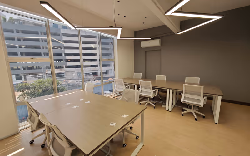 Jalan Setia Perdana Bf, Shah Alam, 60 DESKS Jalan Setia Perdana Bf, Shah Alam image 1