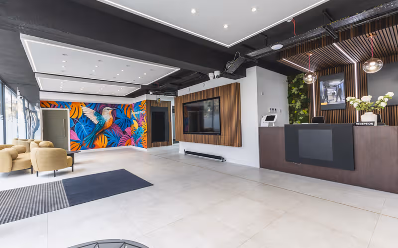 56-60 Nelson Street, London, 14 DESKS 56-60 Nelson Street, London image 1