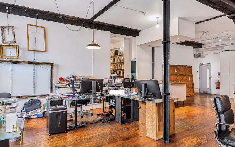 162-164 Abbey Street, Greater London, 32 DESKS 162-164 Abbey Street, Greater London image 1