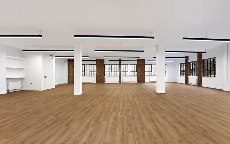 15 Micawber Street, Greater London, 25 DESKS 15 Micawber Street, Greater London image 1
