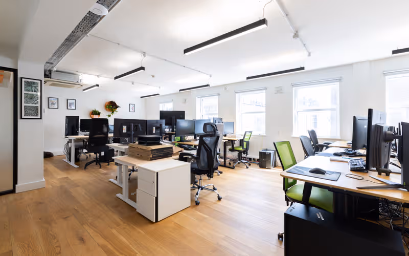 45-49 Leather Lane, Greater London, 18 DESKS 45-49 Leather Lane, Greater London image 1