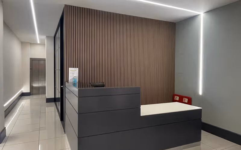123 Minories, Greater London, 20 DESKS 123 Minories, Greater London image 1