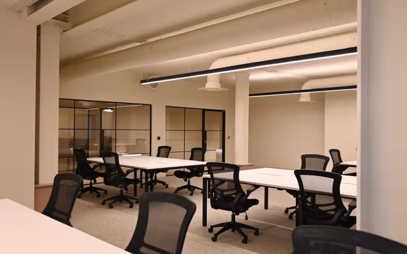 41 Spring Gardens, Greater Manchester, 42 DESKS 41 Spring Gardens, Greater Manchester image 1