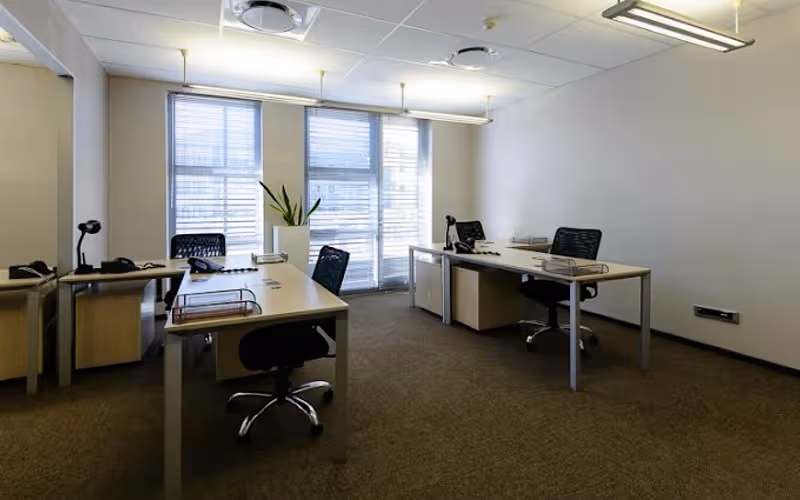 Willow Wood Office Park Cedar Road 3rd St Broadacres Park, Johannesburg, 5 DESKS Willow Wood Office Park Cedar Road 3rd St Broadacres Park, Johannesburg image 1