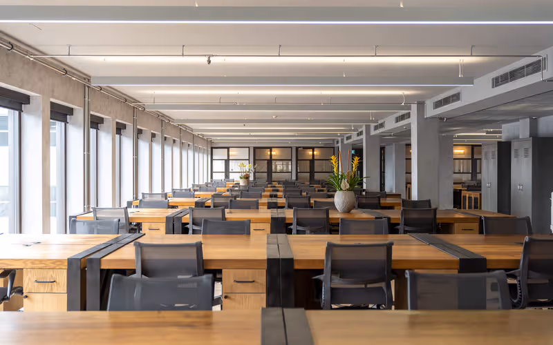 27 Bush Lane, Greater London, 80 DESKS 27 Bush Lane, Greater London image 1