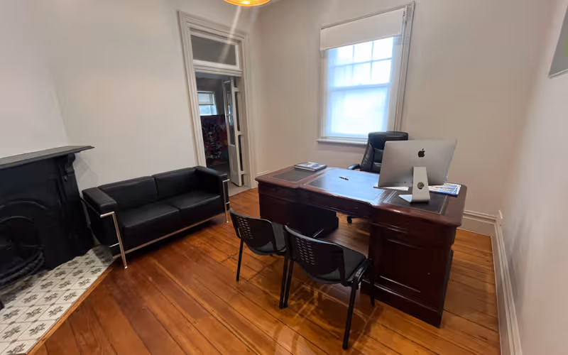 182 Liverpool Road, Ashfield, 2 DESKS 182 Liverpool Road, Ashfield image 1