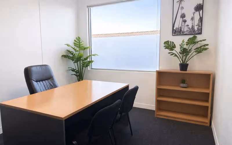 189 Balaclava Road, Caulfield North, 4 DESKS 189 Balaclava Road, Caulfield North image 1