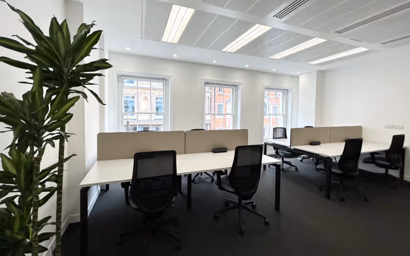 19 Haunch Of Venison Yard, London, 16 DESKS 19 Haunch Of Venison Yard, London image 1