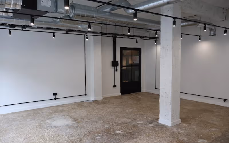 Copperfield St, London, 18 DESKS Copperfield St, London image 1