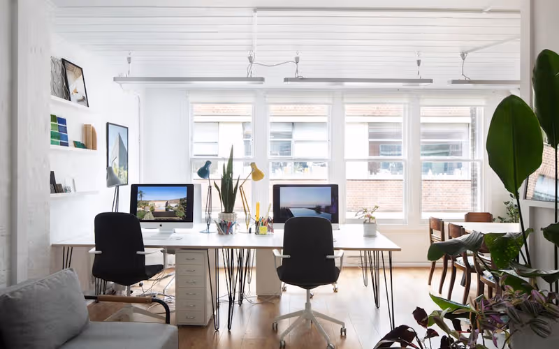 25 Lexington Street, Greater London, 12 DESKS 25 Lexington Street, Greater London image 1