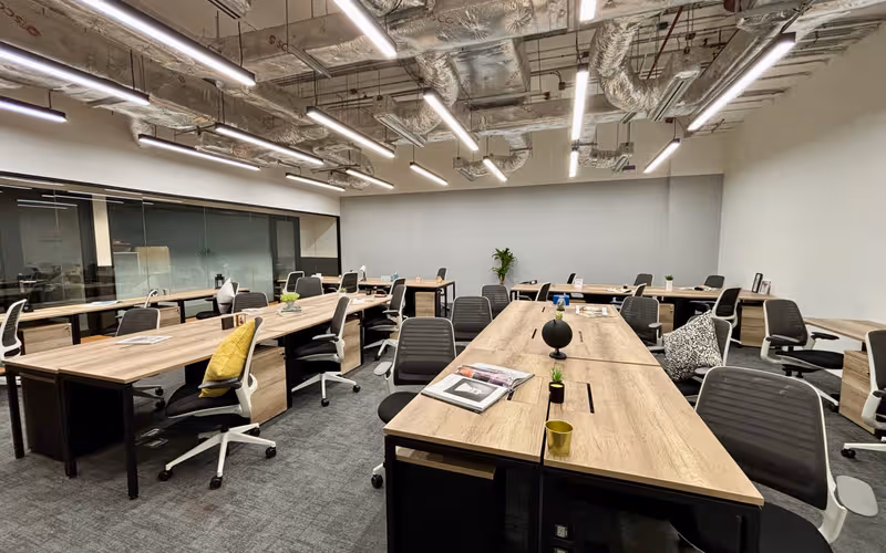496-502 Ploenchit Rd Lumpini, Pathumwan image 1
