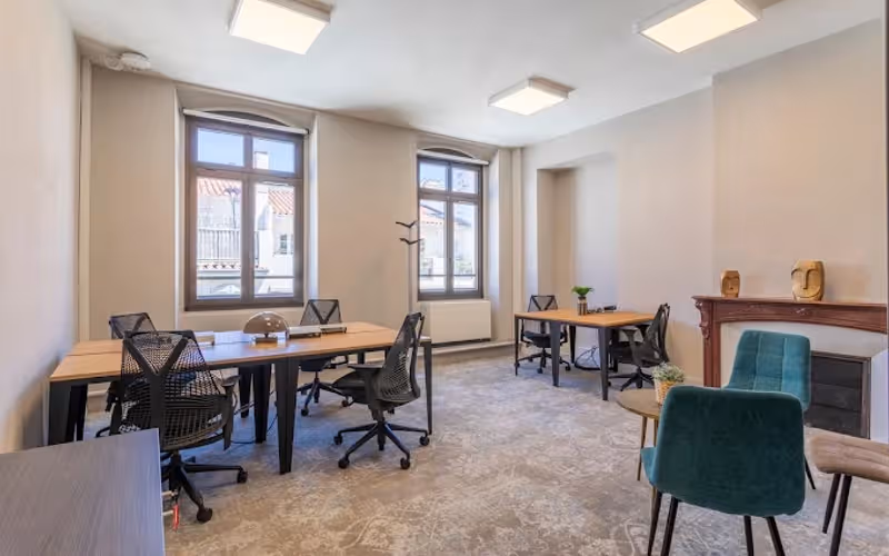 18 Rue Balthazar-dieudé, Marseille, 15 DESKS 18 Rue Balthazar-dieudé, Marseille image 1