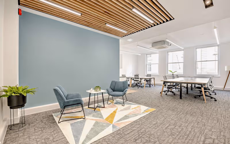 46 Gresham Street, Greater London, 10 DESKS 46 Gresham Street, Greater London image 1