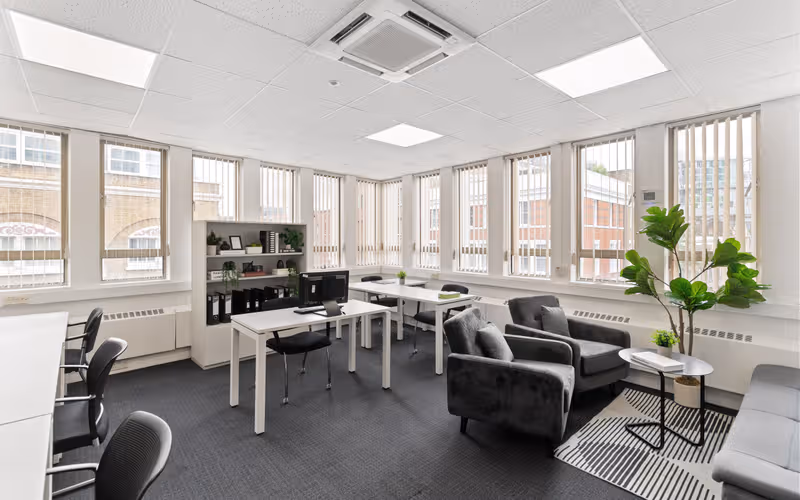 100 Borough High Street, Greater London image 1
