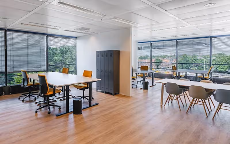 Boeing Avenue 1-19, Schiphol-rijk, 5 DESKS Boeing Avenue 1-19, Schiphol-rijk image 1