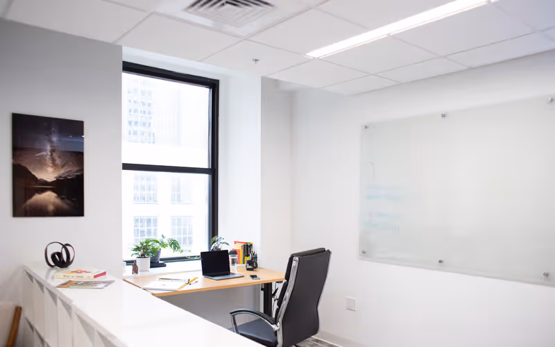 221 W 10th Street, Wilmington, 18 DESKS 221 W 10th Street, Wilmington image 1