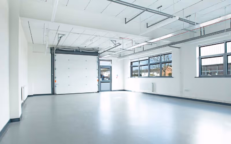 Guinness Rd, Trafford Park Stretford, 152 DESKS Guinness Rd, Trafford Park Stretford image 1