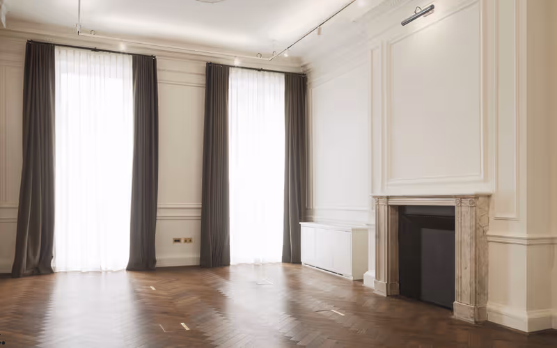 28 Bruton Street, London, 12 DESKS 28 Bruton Street, London image 1