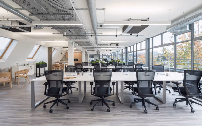 Thirty Lighterman Wharfdale Rd, London, 36 DESKS Thirty Lighterman Wharfdale Rd, London image 1