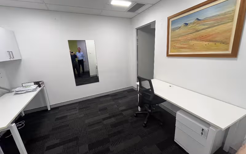 12 O'connell Street, Sydney, 20 DESKS 12 O'connell Street, Sydney image 1